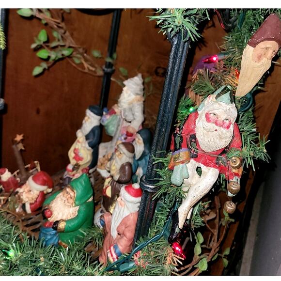 3" Vintage Homemade Wood Carved Big Nose Santa - Picture 11 of 16